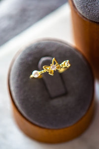 Della Butterfly Freshwater Pearl Gold Ring
