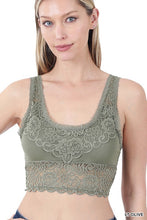Seamless Stretch Lace Bra Top with Removable Pads