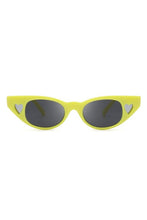 Retro Slim Cat Eye Fashion Sunglasses