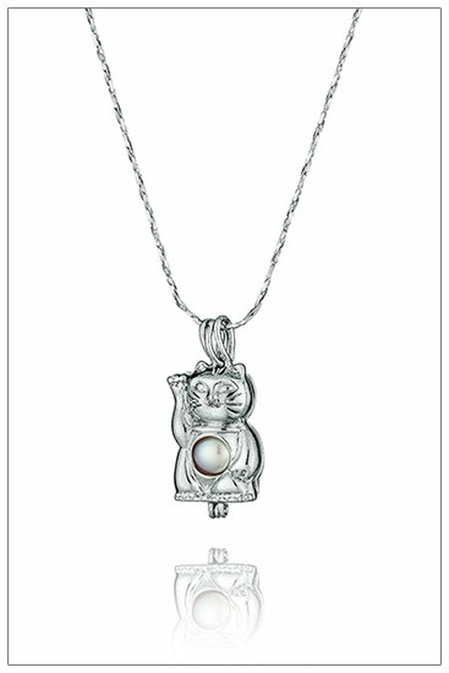 Lucky Cat Plated Locket